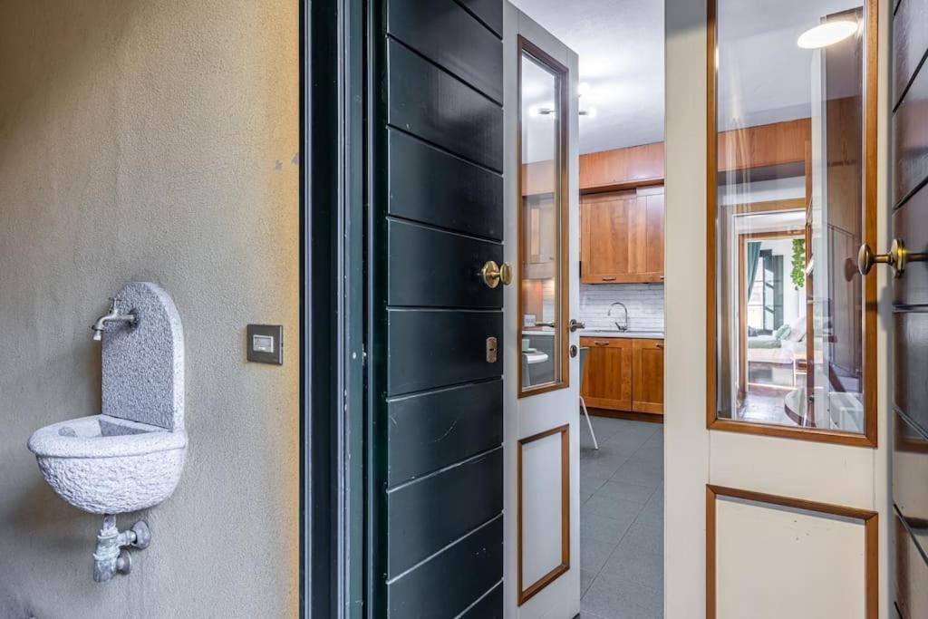 Close To Duomo Lovely City Center Flat Appartamento Milano